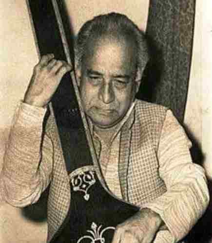 Cinemaazi remembers Dr Vasantrao Deshpande on his death anniversary