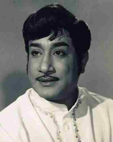 Cinemaazi remembers Sivaji Ganesan on his death anniversary.