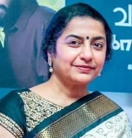 Cinemaazi wishes Suhasini Maniratnam a Happy Birthday!